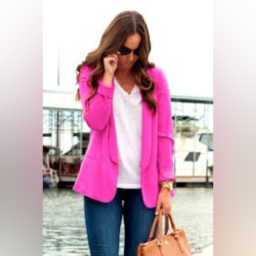 Mural Women's Pink Blazer - Picture 2 of 15